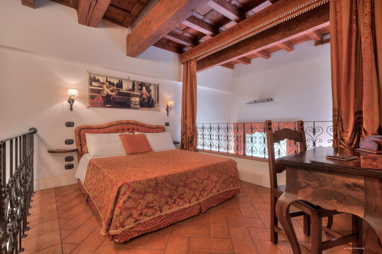 First Of Florencia Exterior foto