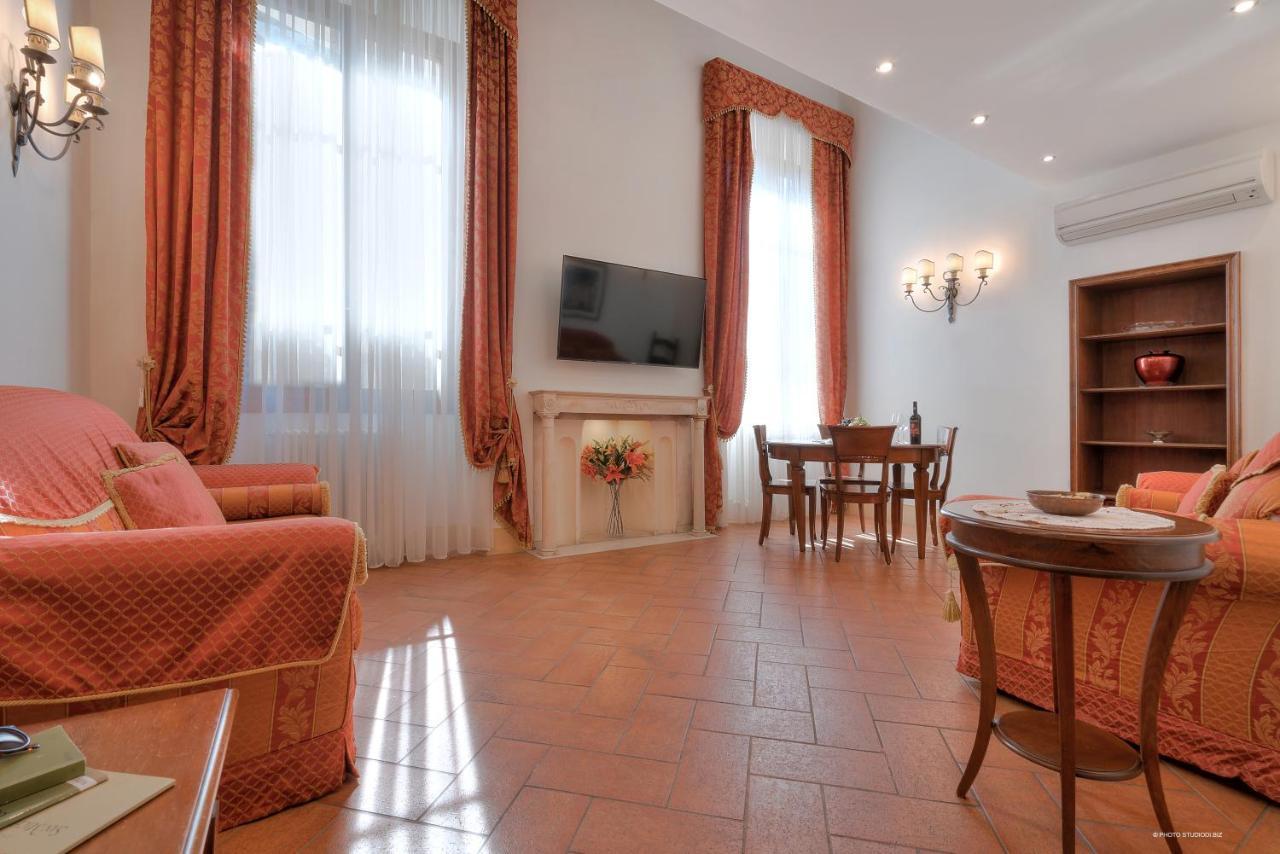 First Of Florencia Exterior foto