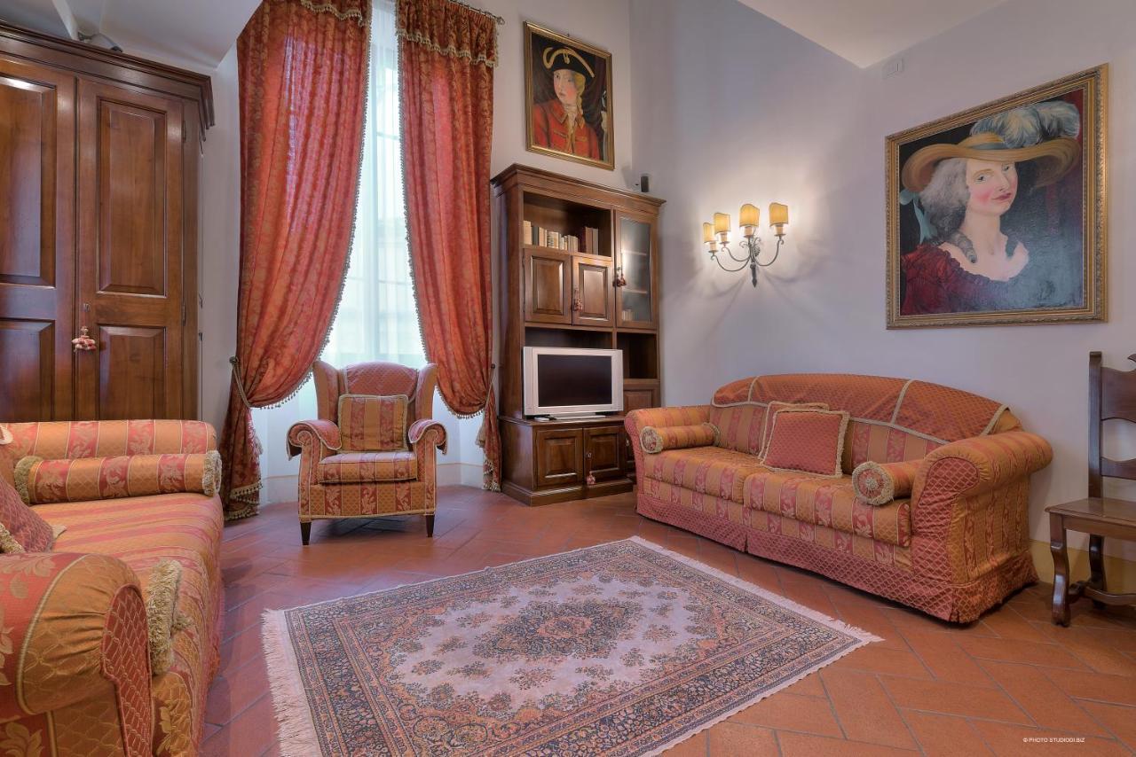 First Of Florencia Exterior foto